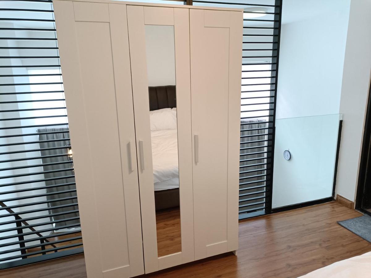 Loft Signature Executive Suite Empire City Petaling Jaya Εξωτερικό φωτογραφία